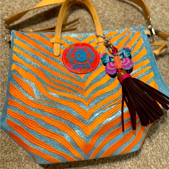 Consuela Lil Matt Sling tote with optional cross body strap, back strap - Picture 7 of 8